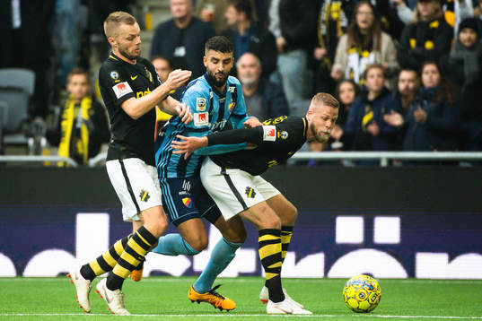 s Sebastian Larsson
