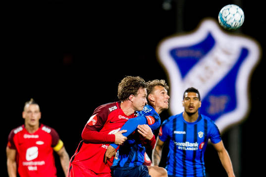 Fredrik Haugen of Brann and Emil Bohinen of Stabæk
