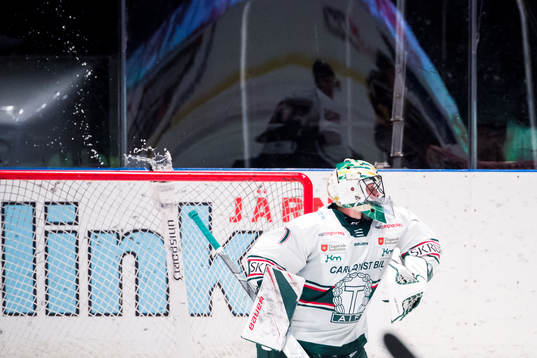 s Daniel Muzito Bagenda skjuter 2-1 bakom Tingsryds