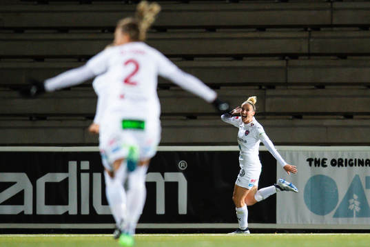 Rosengårds Anja Mittag jublar