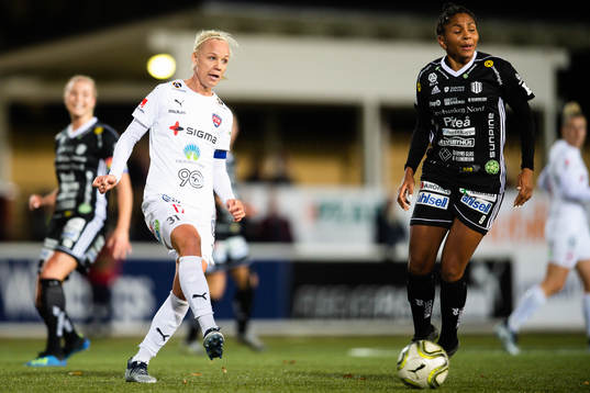Rosengårds Caroline Seger och Piteås Madelen Janogy