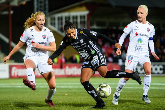 Piteås Madelen Janogy mot Rosengårds Glodis Perla