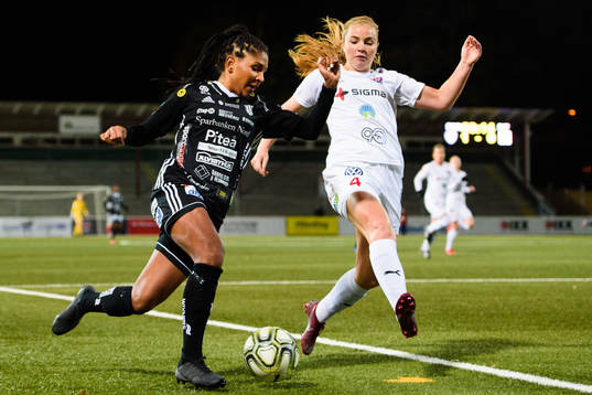Piteås Madelen Janogy och Rosengårds Glodis Perla