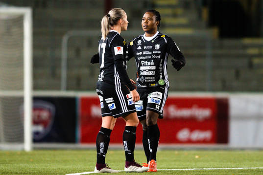 Piteås Selina Henriksson och Faith Ikidi deppar