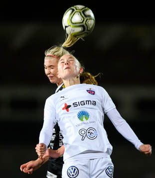 Rosengårds Ebba Wieder och Piteås Ellen Löfqvist