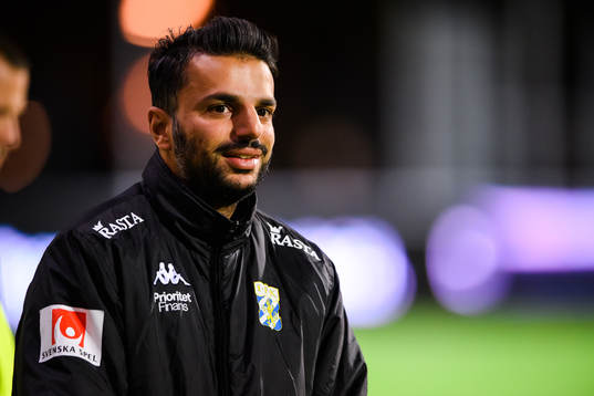 IFK Göteborgs tränare Poya Asbaghi före en