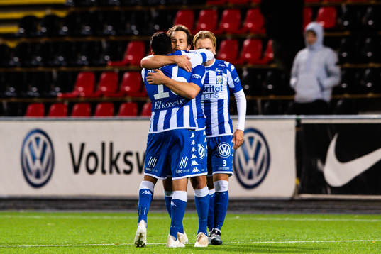 IFK Göteborgs Sargon Abraham och Tobias Hysén jublar
