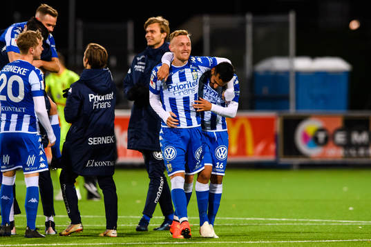 IFK Göteborgs Sebastian Ohlsson och Sargon Abraham jublar