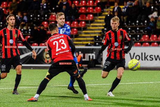 IFK Göteborgs Victor Wernersson gör 0-2