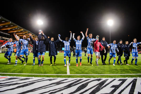 IFK Göteborgs spelare jublar