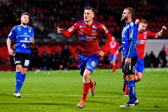 Helsingborgs Andri Runar Bjarnason jublar