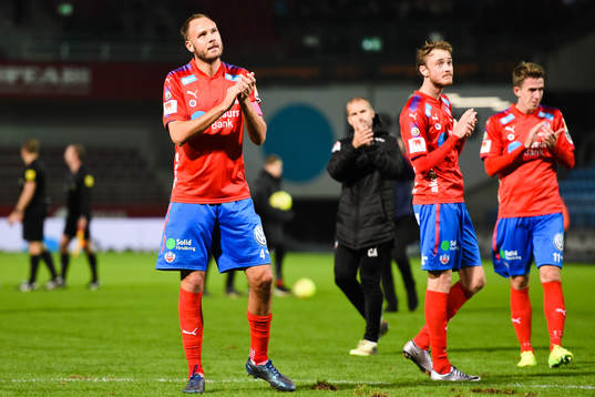 Helsingborgs Andreas Granqvist deppar med lagkamrater