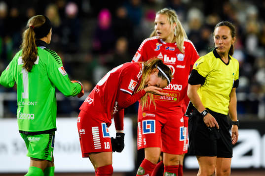Linköpings Kosovare Asllani har ont