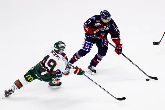 Linköpings Daniel Olsson-Trkulja och Frölundas Rhett
