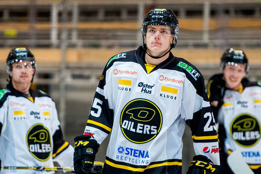Robin Haglund Mathisen of Stavanger Oilers