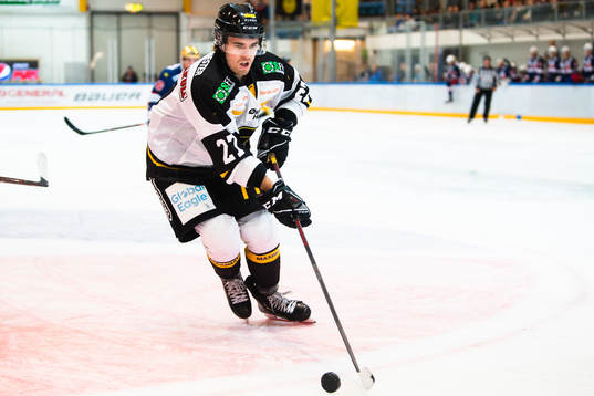 Henrik Medhus of Stavanger Oilers
