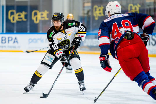 Jacob Lagacé of Stavanger Oilers