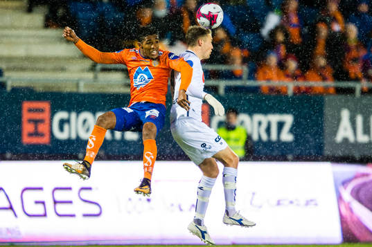 Erikson Spinola Lima of Aalesund an Fredrik Torsteinbø of