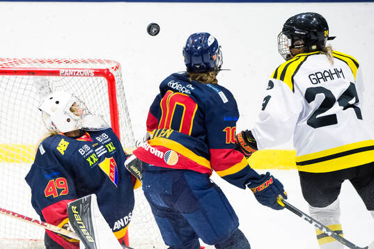 Djurgårdens målvakt Ida Boman, Djurgårdens Andrea Dalen