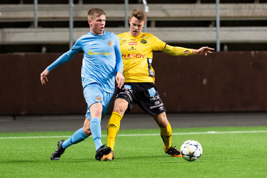 KR Reykjaviks Ástbjörn Thórdarson och Elfsborgs Johannes