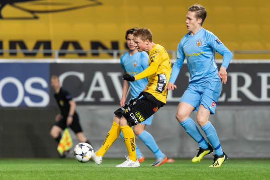 Elfsborgs Jesper Sandberg Hesselgren skjuter 1-0