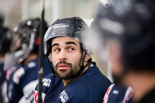 Skärgårdens hockeys Ivan Hodulov innan en match