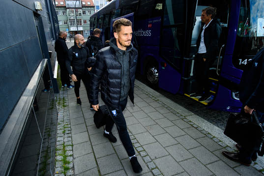 Markus Rosenberg of Malmö FF arrives at the hotel