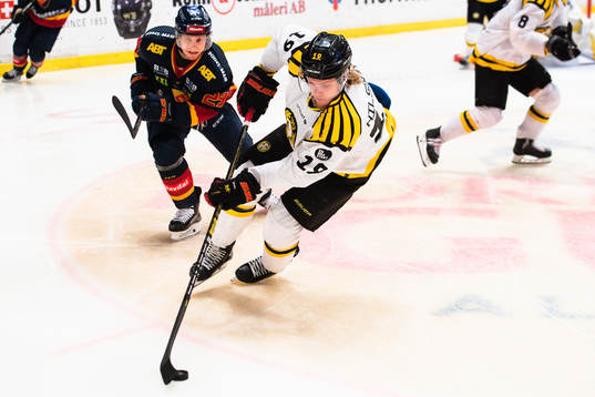 Djurgårdens Sebastian Strandberg och Brynäs Ludvig Nilsson