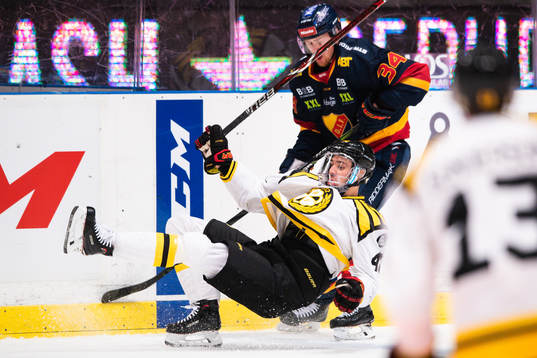 Brynäs Jesper Jensen och Djurgårdens Daniel Brodin