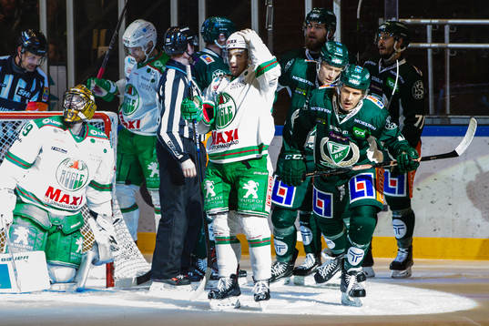 Färjestads Joakim Nygård jublar