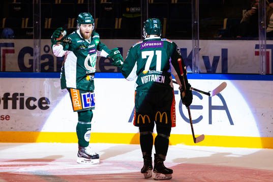 Frölundas Viktor Ekbom jublar