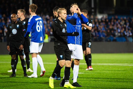 Kristoffer Zachariassen of Sarpsborg 08 looks dejected