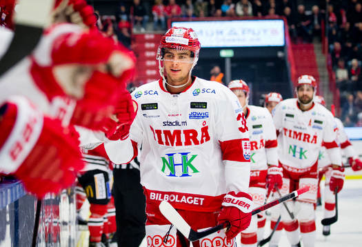 Timrås Jacob Olofsson jublar vid 0-1