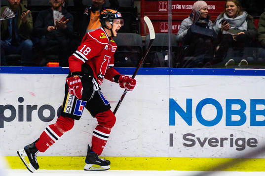 Örebros Rodrigo Abols jublar