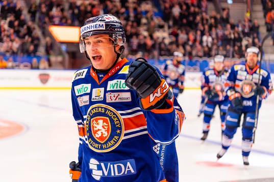 Växjös Pontus Holmberg jublar