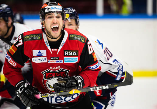 Malmö Redhawks Konstantin Komarek jublar