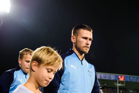 of Malmö FF Arnór Ingvi Traustason makes an entrance
