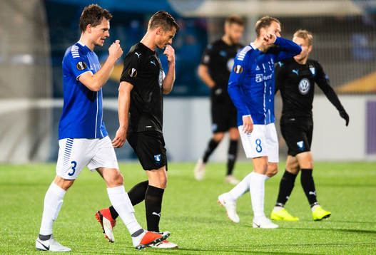Jörgen Horn of Sarpsborg 08 and Markus Rosenberg of Malmö