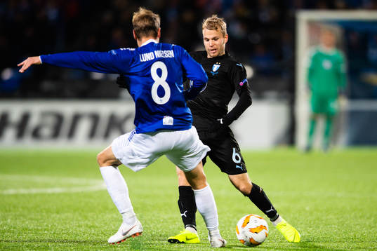 Oscar Lewicki of Malmö FF and Matti Lund Nielsen of