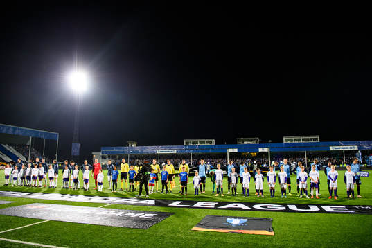 Lineup prior the Europa League group stage match between
