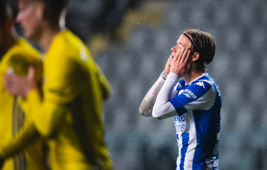 IFK Göteborgs August Erlingmark deppar