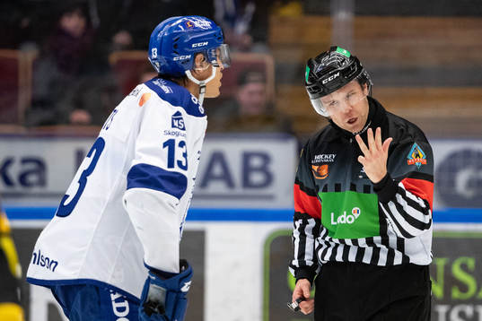 Domare Filip Sandstedt och Leksands Jon Knuts