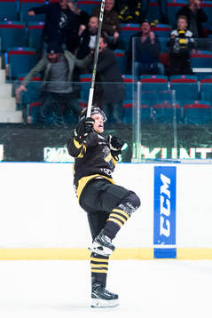 s Eric Castonguay jublar