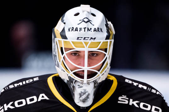 s målvakt Johannes Jönsson