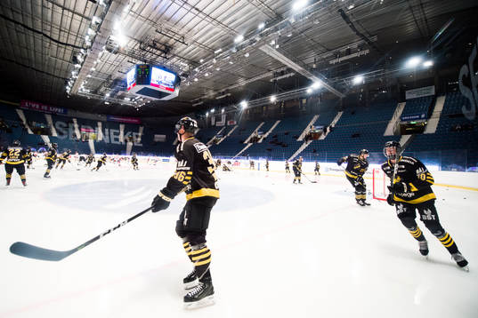 s Anton Holm och Philip Broberg
