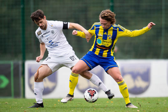 Eskilsminnes Filip Ottosson och Oskarshamns Mergim Smakolli