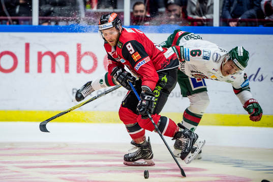 Malmö Redhawks Frederik Storm mot Frölundas Kristoffer