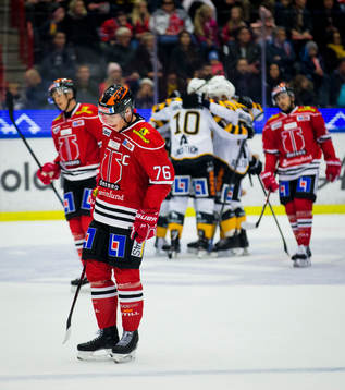 Skellefteås Jonathan Pudas gör 0-2 och jublar och