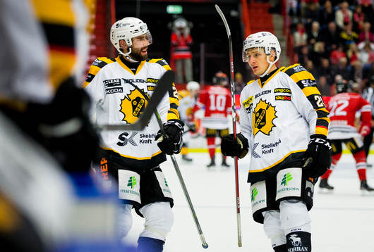 Skellefteås Johan Alm och Patrik Norén deppar