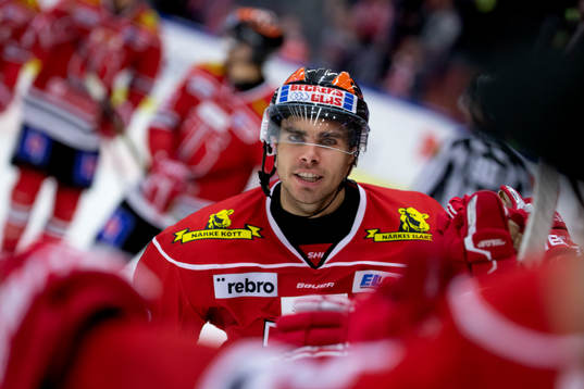  Örebros Jordan Boucher jublar